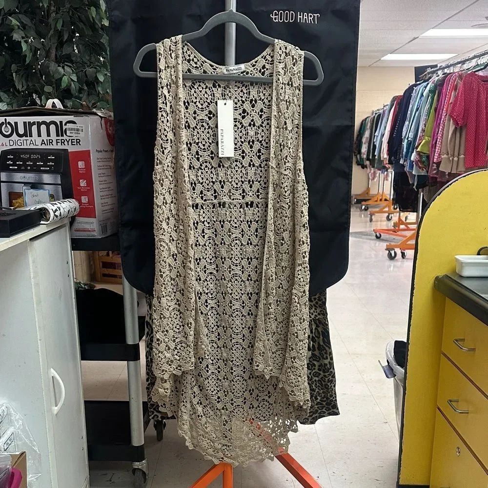 Paparazzi Beige Lace Tunic Vest